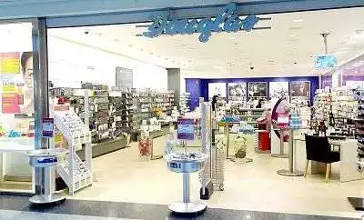 Proyecto de mobiliario para perfumería en A Coruña