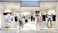 Diseño de mobiliario para boutique de moda femenina en San Sebastián