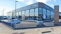 Reforma para concesionario Hyundai