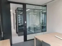 Reformas-integrales-de-oficinas_-coworking_-business-centers-y-fabricacion-mobiliario-España-3