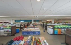 reforma-integral-puertas-automaticas-climatizacion-suelo-radiante-supermercado-aldi-pamplona