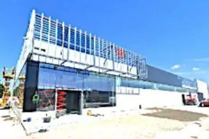 rehabilitacion-fachada-ventilada-mortero-tecnico-supermercado-aldi-san-sebastian